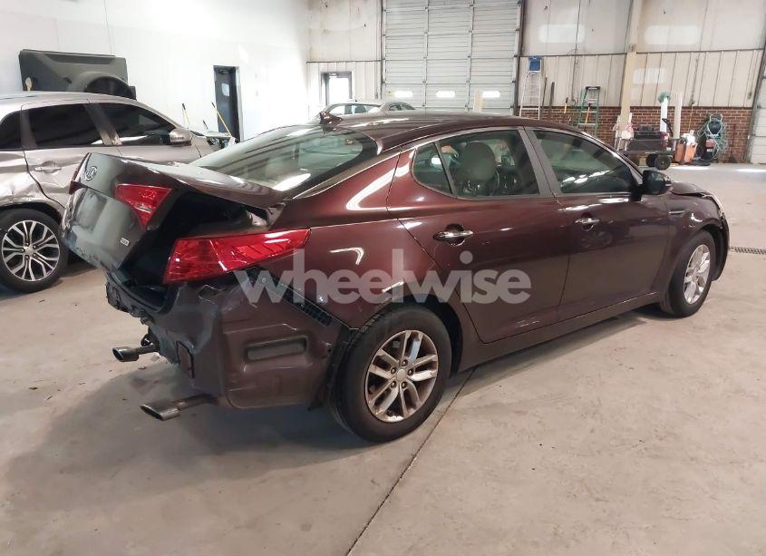 Photo 4 of 2012 Kia Optima LX (VIN 5XXGM4A70CG077105)