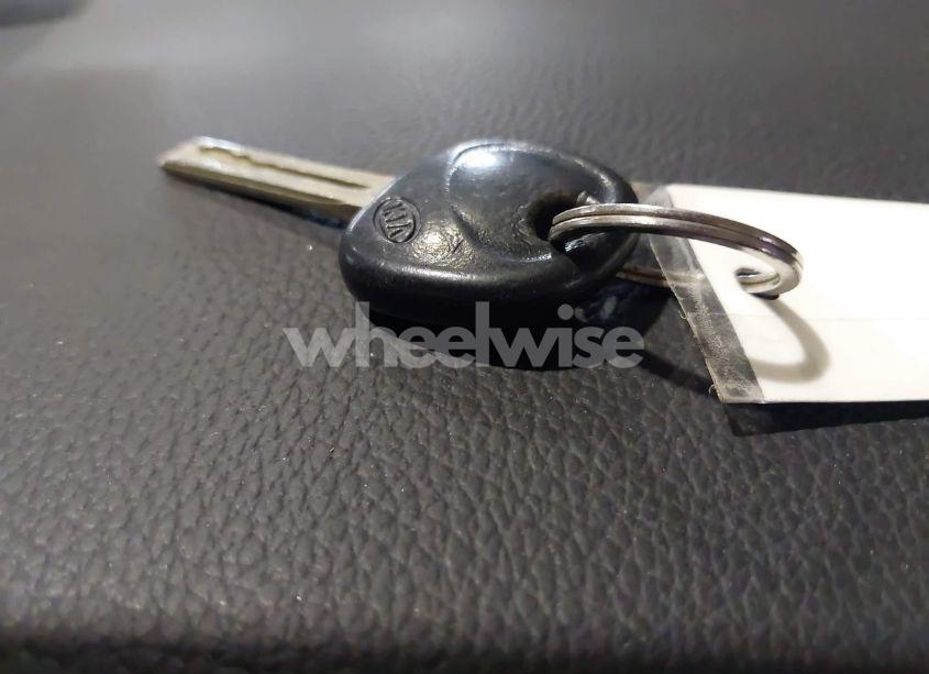 Photo 11 of 2012 Kia Optima LX (VIN 5XXGM4A70CG083910)