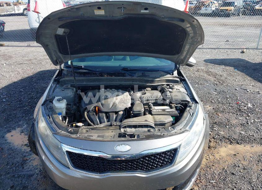 Photo 10 of 2013 Kia Optima LX (VIN 5XXGM4A70DG098022)