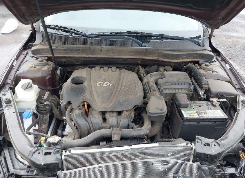 Photo 10 of 2013 Kia Optima LX (VIN 5XXGM4A70DG132296)