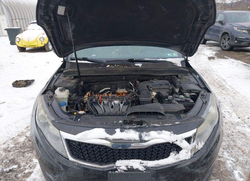 Photo 10 of 2013 Kia Optima LX (VIN 5XXGM4A70DG138258)