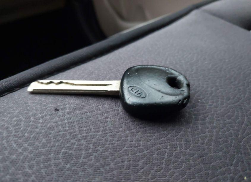 Photo 11 of 2013 Kia Optima LX (VIN 5XXGM4A70DG172359)