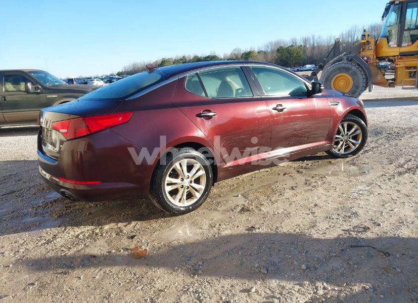 Photo 4 of 2013 Kia Optima LX (VIN 5XXGM4A70DG186682)