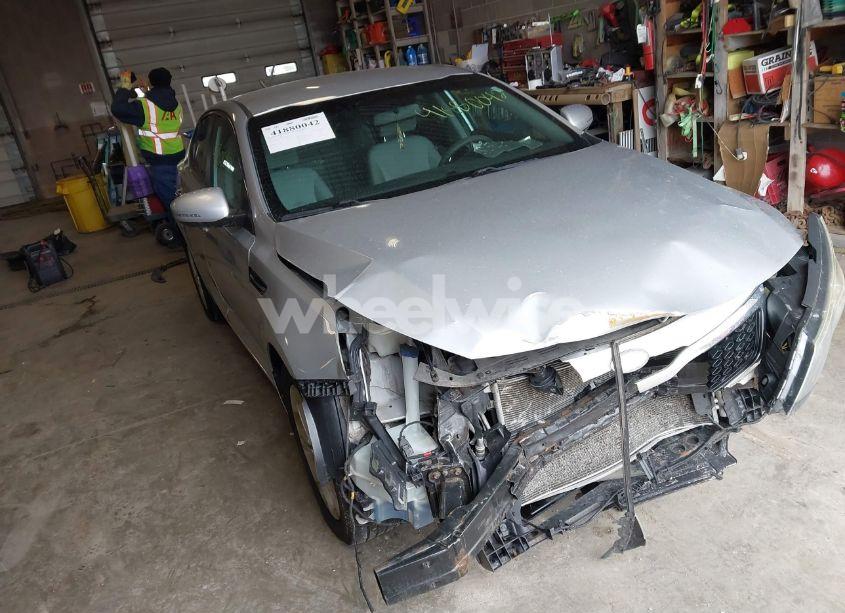 2013 Kia Optima LX (VIN 5XXGM4A70DG202444) main photo