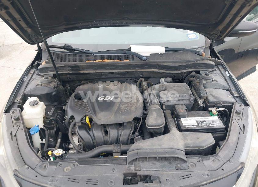 Photo 10 of 2013 Kia Optima LX (VIN 5XXGM4A70DG207420)