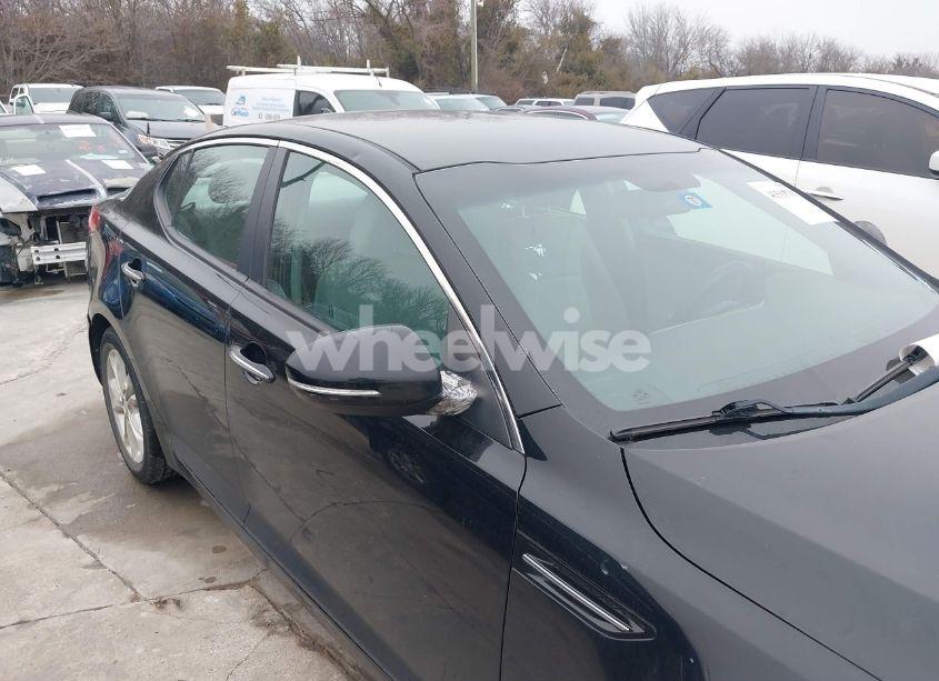 Photo 6 of 2013 Kia Optima LX (VIN 5XXGM4A70DG207420)