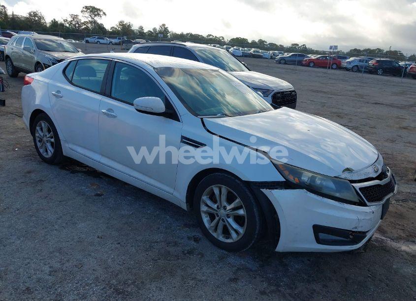 2013 Kia Optima LX (VIN 5XXGM4A70DG224542) main photo
