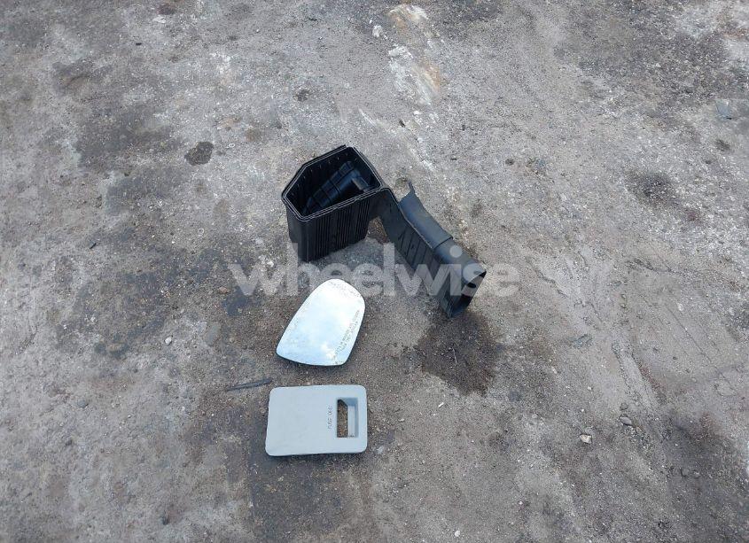 Photo 12 of 2013 Kia Optima LX (VIN 5XXGM4A70DG224542)