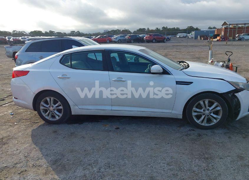Photo 14 of 2013 Kia Optima LX (VIN 5XXGM4A70DG224542)