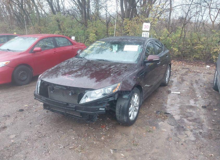 Photo 2 of 2013 Kia Optima LX (VIN 5XXGM4A70DG229336)