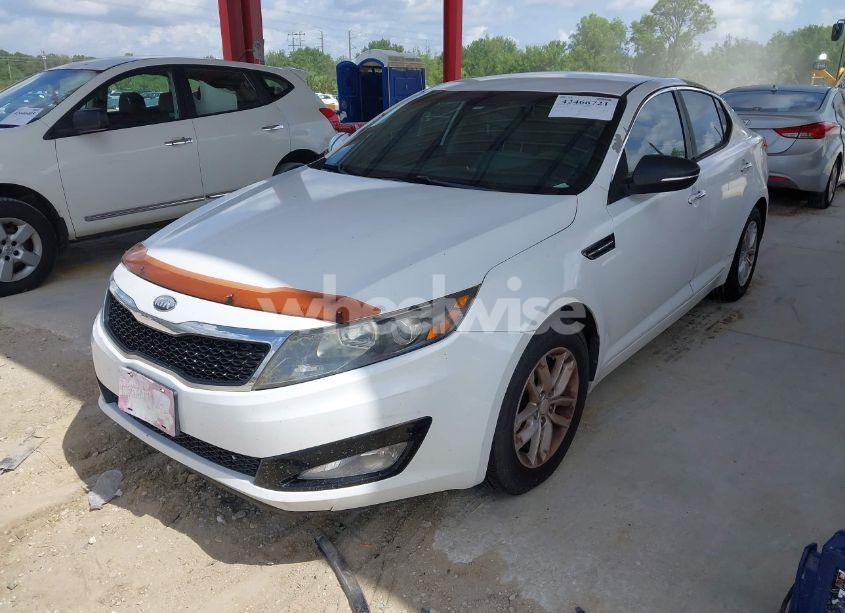 Photo 2 of 2013 Kia Optima LX (VIN 5XXGM4A70DG232558)