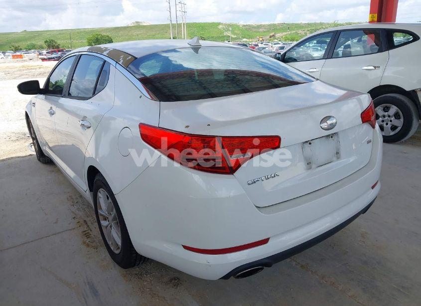 Photo 3 of 2013 Kia Optima LX (VIN 5XXGM4A70DG232558)