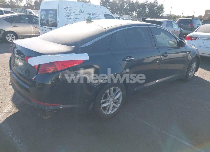 Photo 4 of 2013 Kia Optima LX (VIN 5XXGM4A70DG235590)