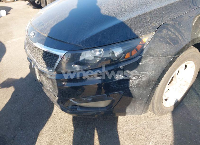 Photo 6 of 2013 Kia Optima LX (VIN 5XXGM4A70DG235590)