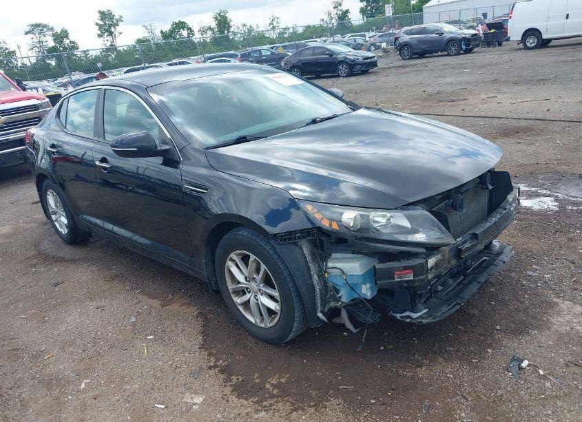 2013 Kia Optima LX (VIN 5XXGM4A70DG238649) main photo