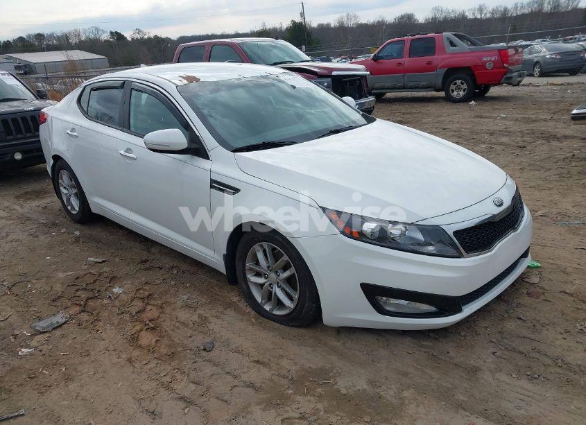 2013 Kia Optima LX (VIN 5XXGM4A70DG245357) main photo