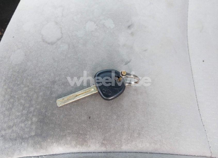 Photo 11 of 2013 Kia Optima LX (VIN 5XXGM4A70DG245357)