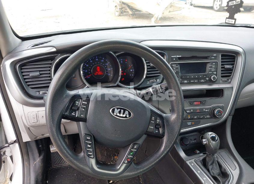 Photo 15 of 2013 Kia Optima LX (VIN 5XXGM4A70DG245357)