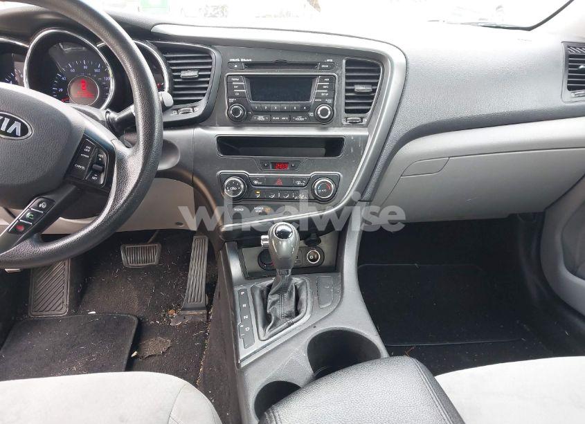 Photo 16 of 2013 Kia Optima LX (VIN 5XXGM4A70DG245357)