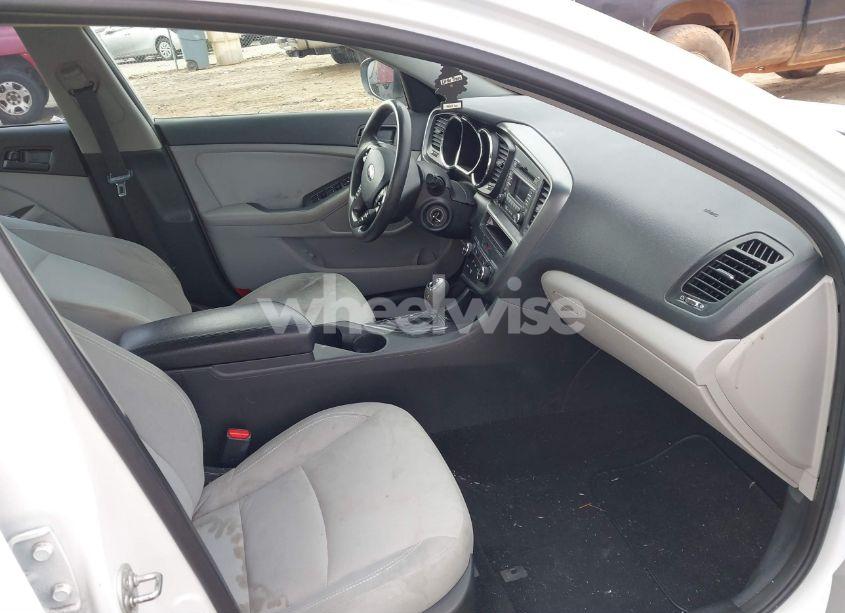 Photo 5 of 2013 Kia Optima LX (VIN 5XXGM4A70DG245357)