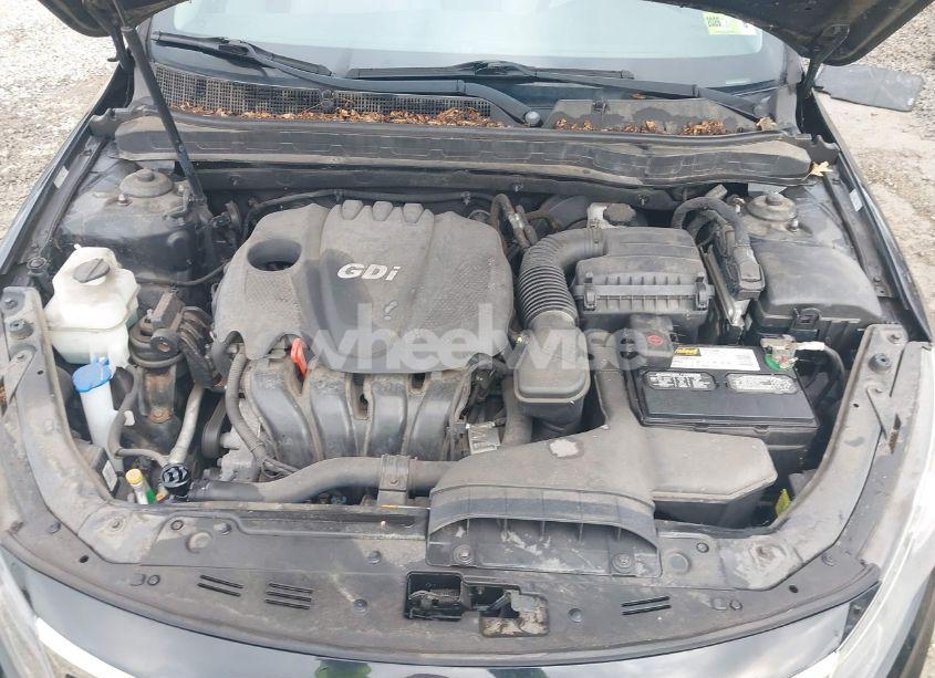 Photo 10 of 2013 Kia Optima LX (VIN 5XXGM4A70DG257184)