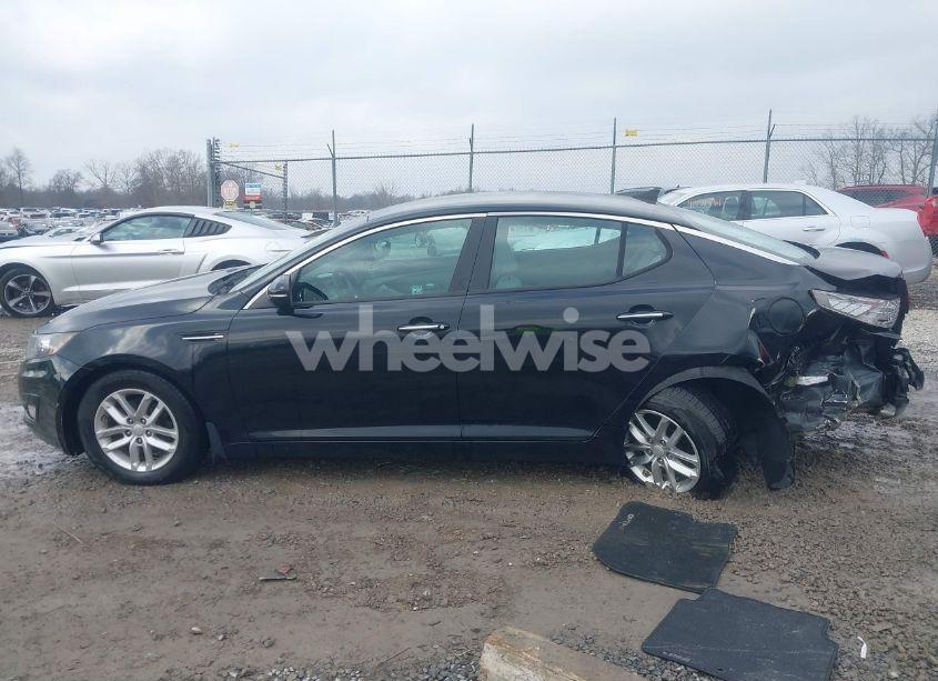 Photo 14 of 2013 Kia Optima LX (VIN 5XXGM4A70DG257184)