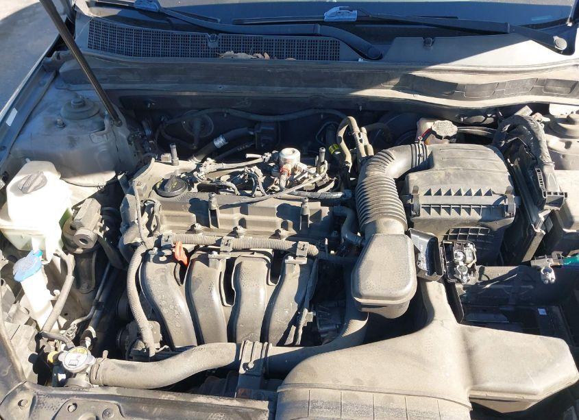 Photo 10 of 2014 Kia Optima LX (VIN 5XXGM4A70EG282961)