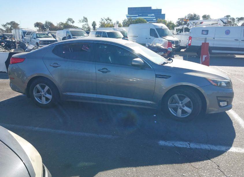 Photo 13 of 2014 Kia Optima LX (VIN 5XXGM4A70EG282961)