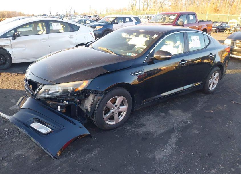 Photo 2 of 2014 Kia Optima LX (VIN 5XXGM4A70EG287075)