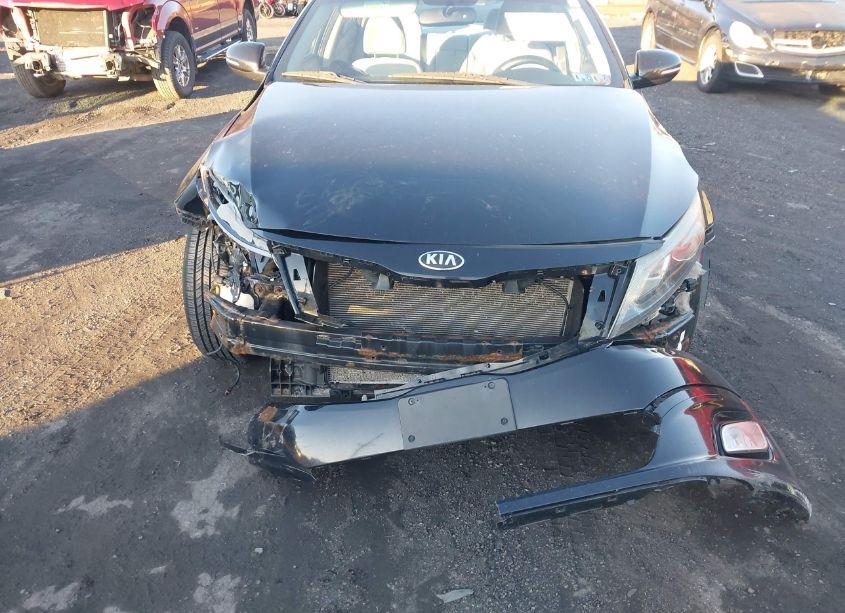 Photo 6 of 2014 Kia Optima LX (VIN 5XXGM4A70EG287075)