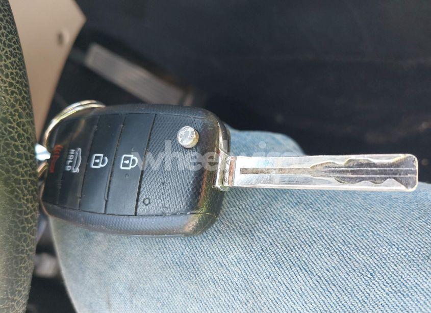 Photo 11 of 2014 Kia Optima LX (VIN 5XXGM4A70EG290655)