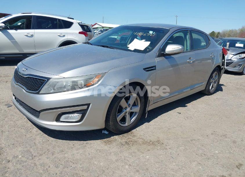 Photo 2 of 2014 Kia Optima LX (VIN 5XXGM4A70EG290655)