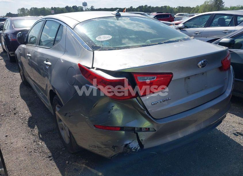 Photo 3 of 2014 Kia Optima LX (VIN 5XXGM4A70EG290655)