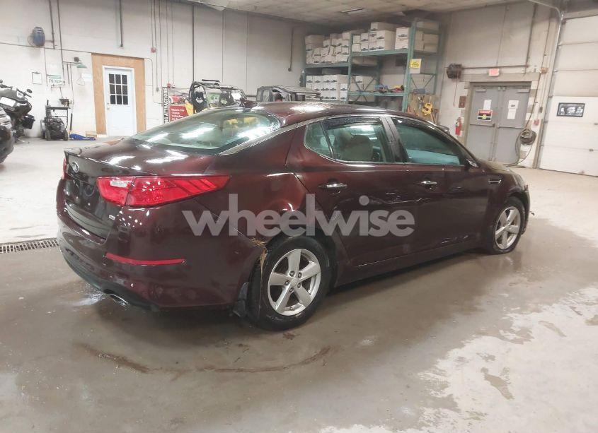 Photo 4 of 2014 Kia Optima LX (VIN 5XXGM4A70EG316624)