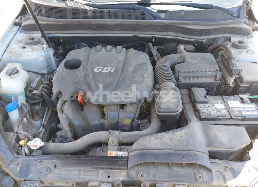 Photo 10 of 2014 Kia Optima LX (VIN 5XXGM4A70EG342821)