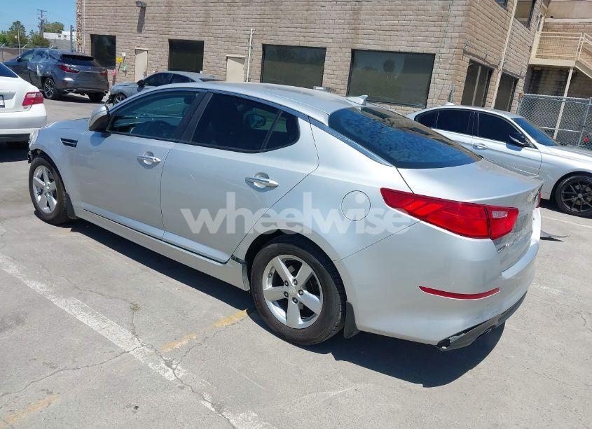 Photo 3 of 2014 Kia Optima LX (VIN 5XXGM4A70EG342821)