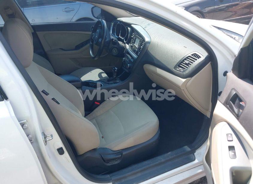 Photo 5 of 2015 Kia Optima LX (VIN 5XXGM4A70FG362245)