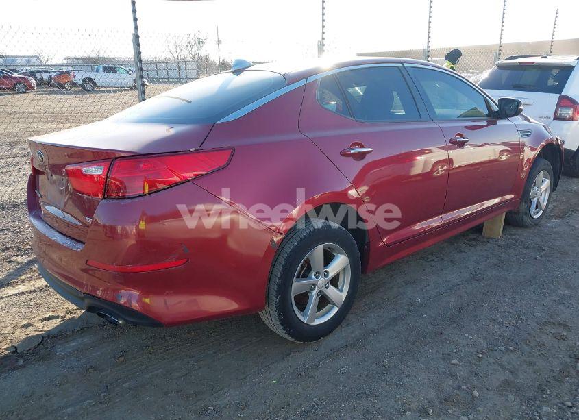 Photo 4 of 2015 Kia Optima LX (VIN 5XXGM4A70FG363038)