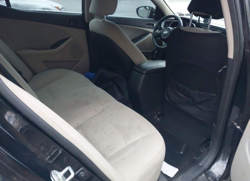 Photo 8 of 2015 Kia Optima LX (VIN 5XXGM4A70FG364366)