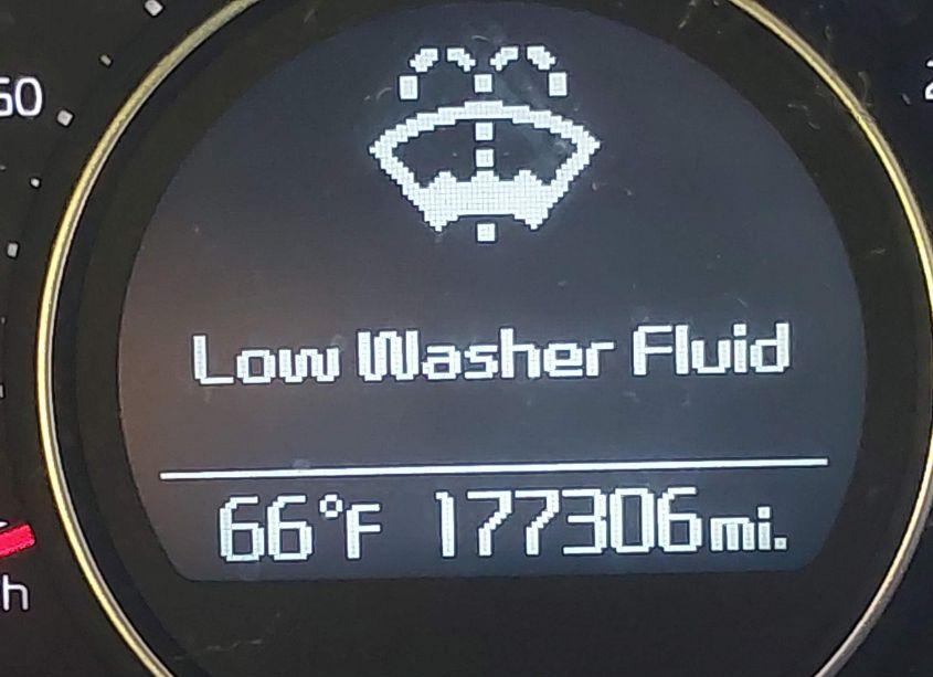 Photo 12 of 2015 Kia Optima LX (VIN 5XXGM4A70FG391308)