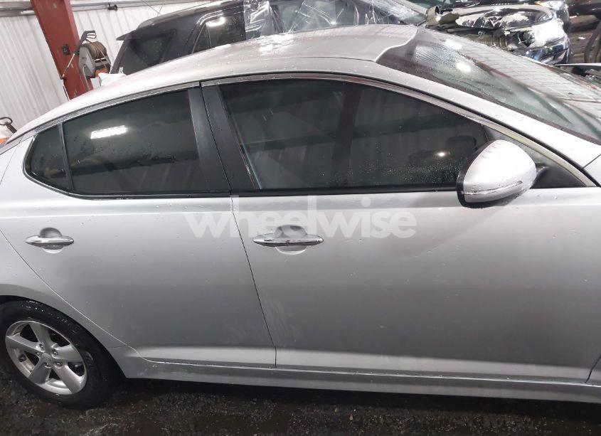 Photo 14 of 2015 Kia Optima LX (VIN 5XXGM4A70FG400475)