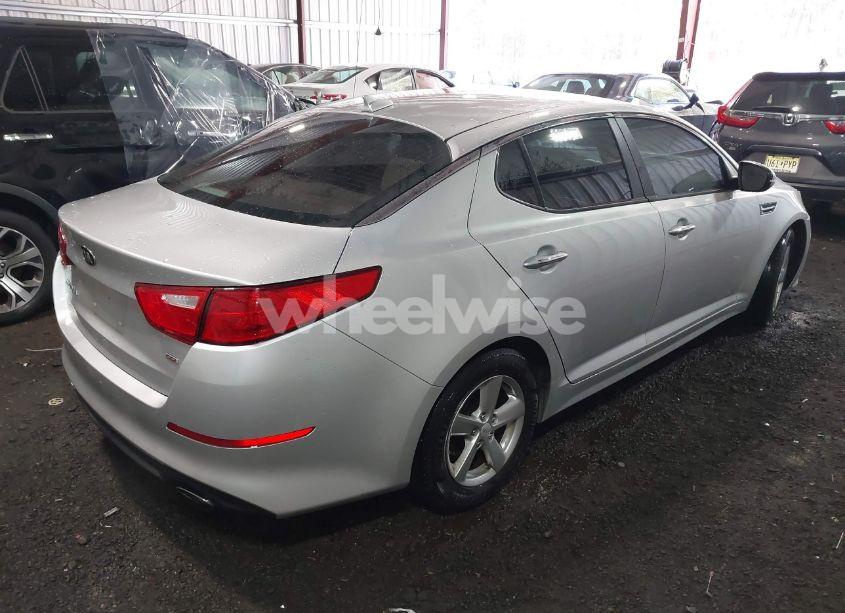 Photo 4 of 2015 Kia Optima LX (VIN 5XXGM4A70FG400475)