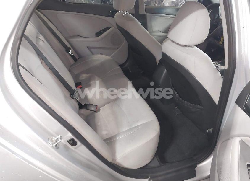 Photo 8 of 2015 Kia Optima LX (VIN 5XXGM4A70FG400475)