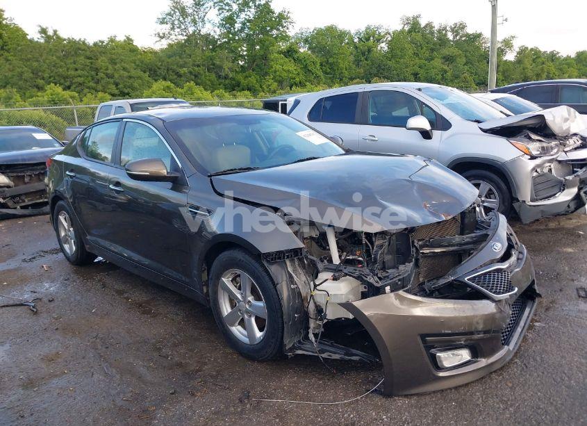 2015 Kia Optima LX (VIN 5XXGM4A70FG405580) main photo
