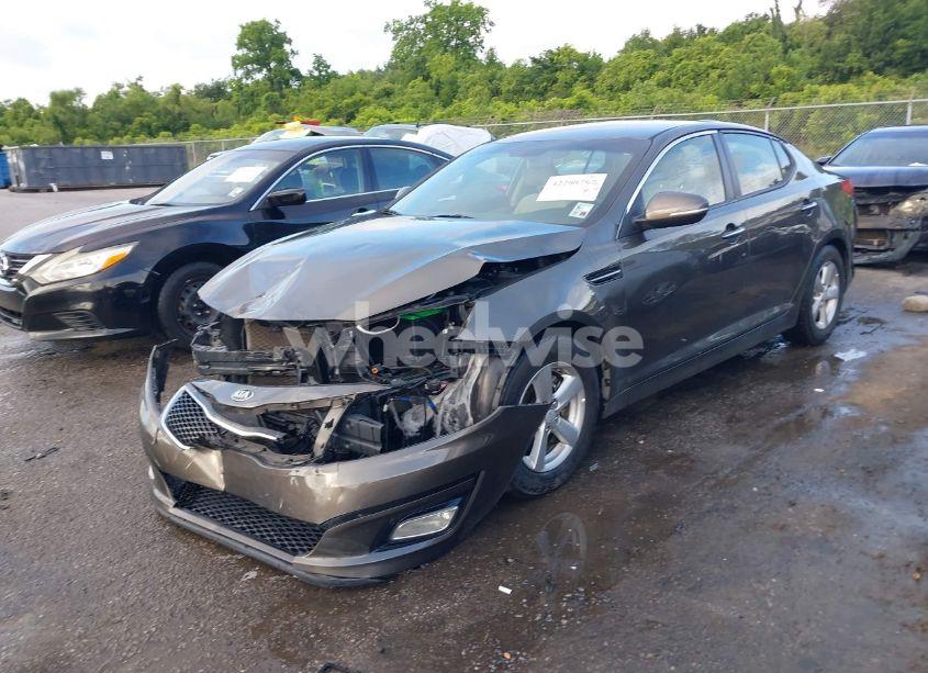 Photo 2 of 2015 Kia Optima LX (VIN 5XXGM4A70FG405580)