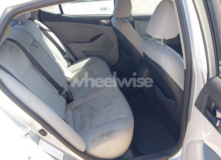 Photo 8 of 2015 Kia Optima LX (VIN 5XXGM4A70FG430964)