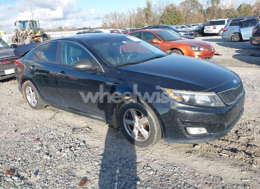 2015 Kia Optima LX (VIN 5XXGM4A70FG442063) main photo