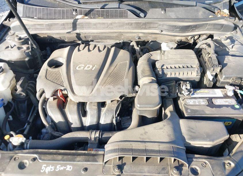 Photo 10 of 2015 Kia Optima LX (VIN 5XXGM4A70FG442063)