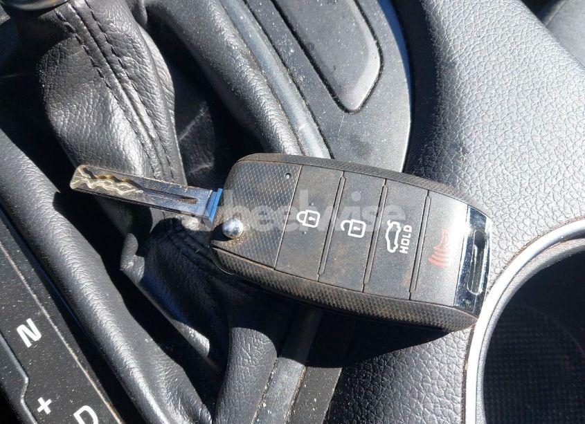 Photo 11 of 2015 Kia Optima LX (VIN 5XXGM4A70FG445013)