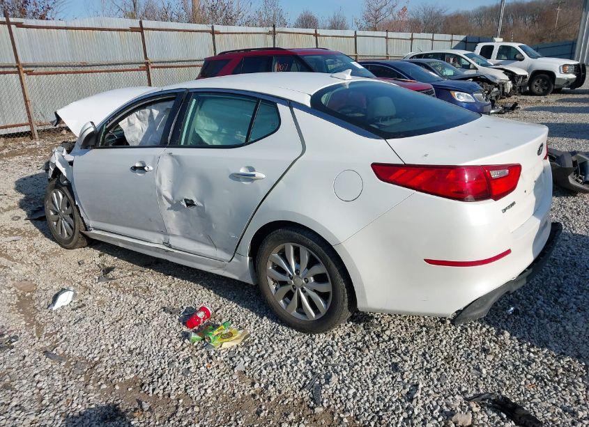Photo 3 of 2015 Kia Optima LX (VIN 5XXGM4A70FG451555)